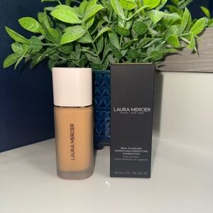Laura Mercier Real Flawless Weightless Perfecting Waterproof Makeup (NEW)